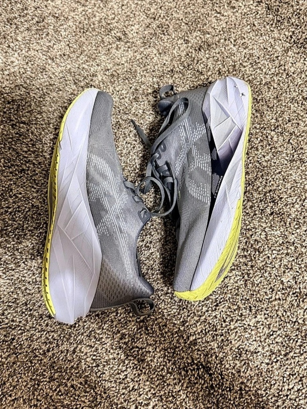 ASICS Novablast 5 - Picture 3 of 6